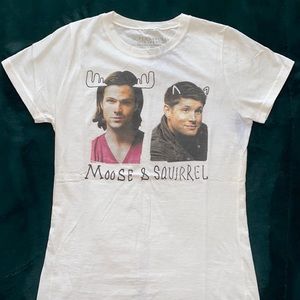SUPERNATURAL SAM & DEAN MOUSE & SQUIRREL T SHIRT SIZE XL (fits like M)